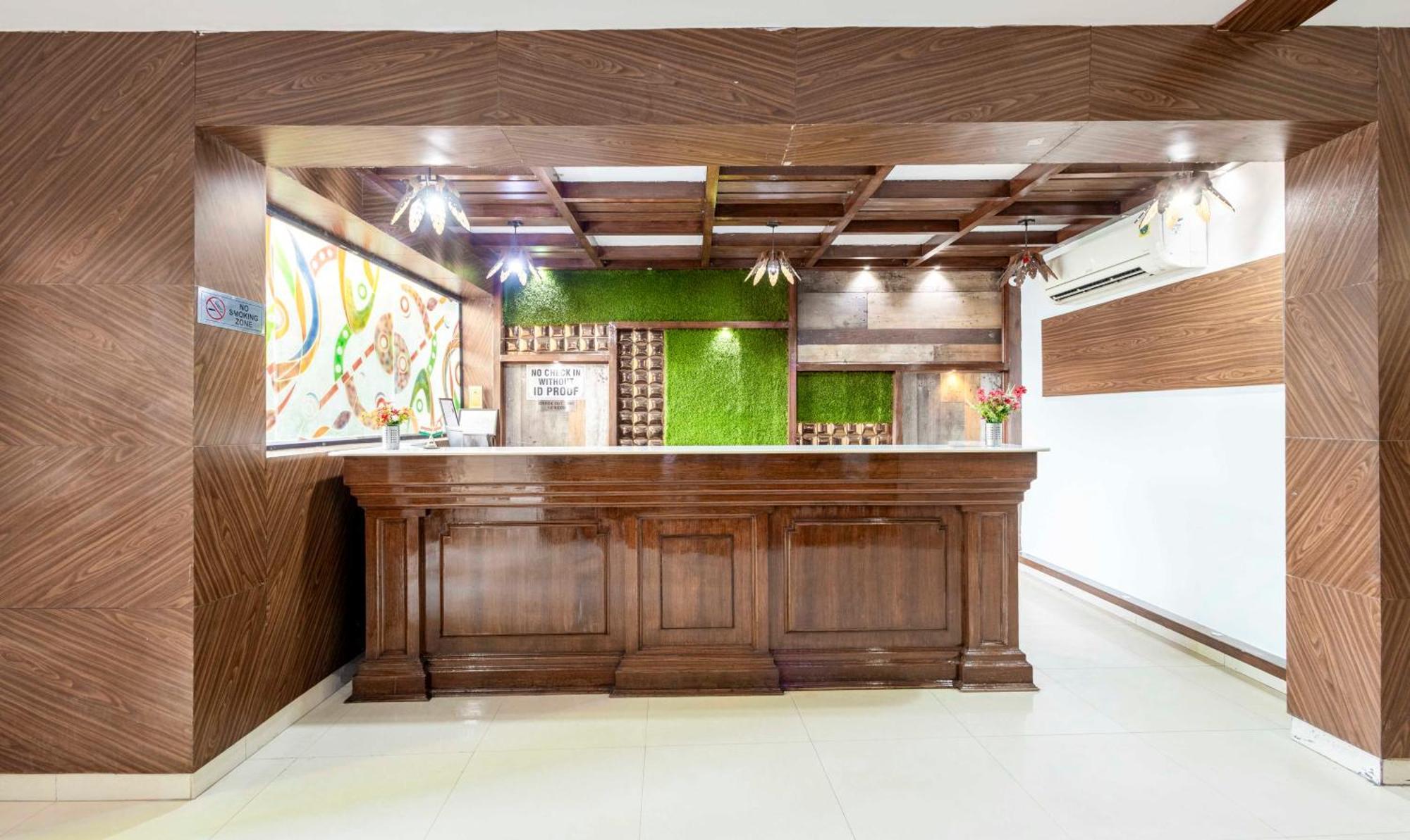 Hotel Treebo Maurice Baddi Exterior foto